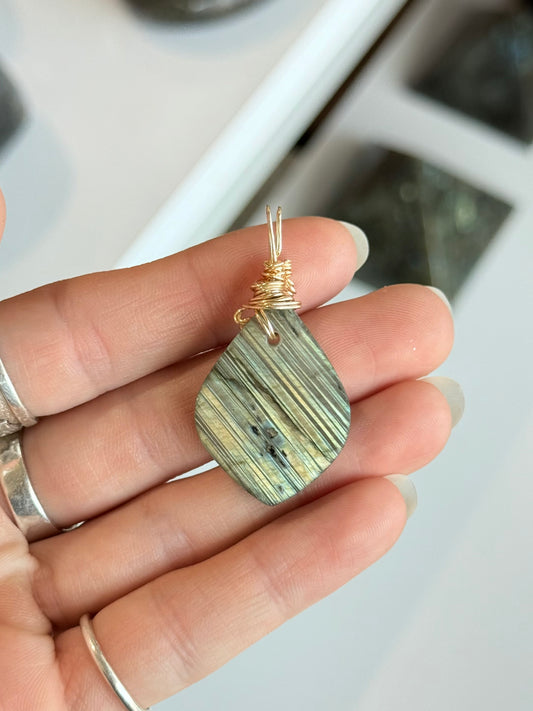 Labradorite Pendant