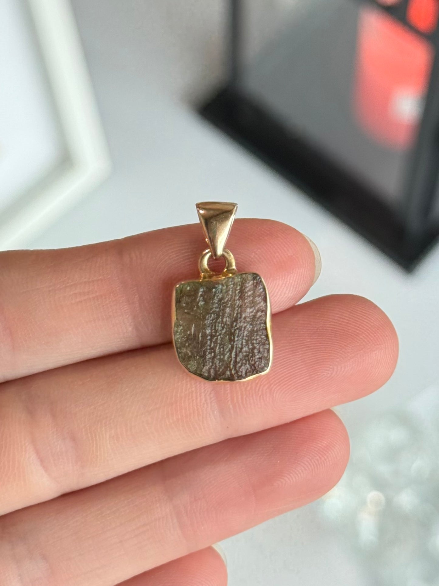 Moldavite ( silver 925 platted 18k gold )