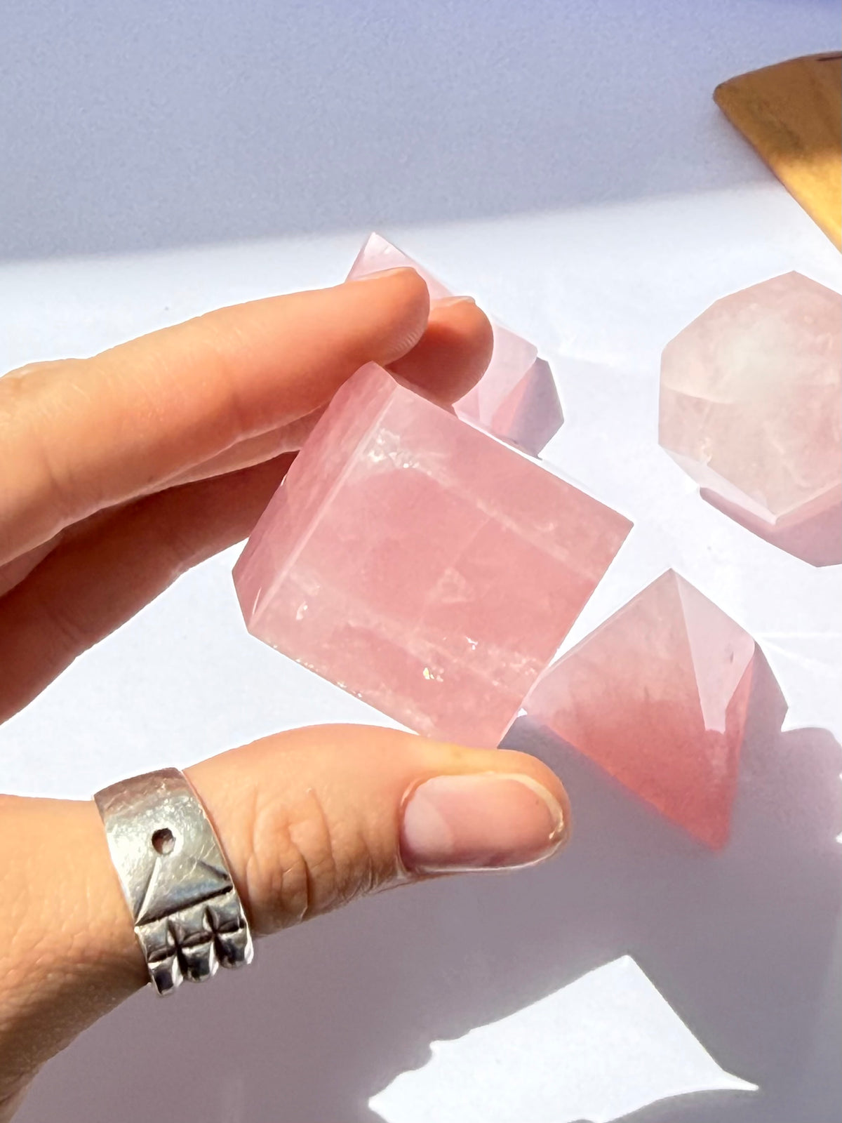 Rose Quartz Platonic Solids Set | Set de Cinco Sólidos Platónicos de Cuarzo Rosa