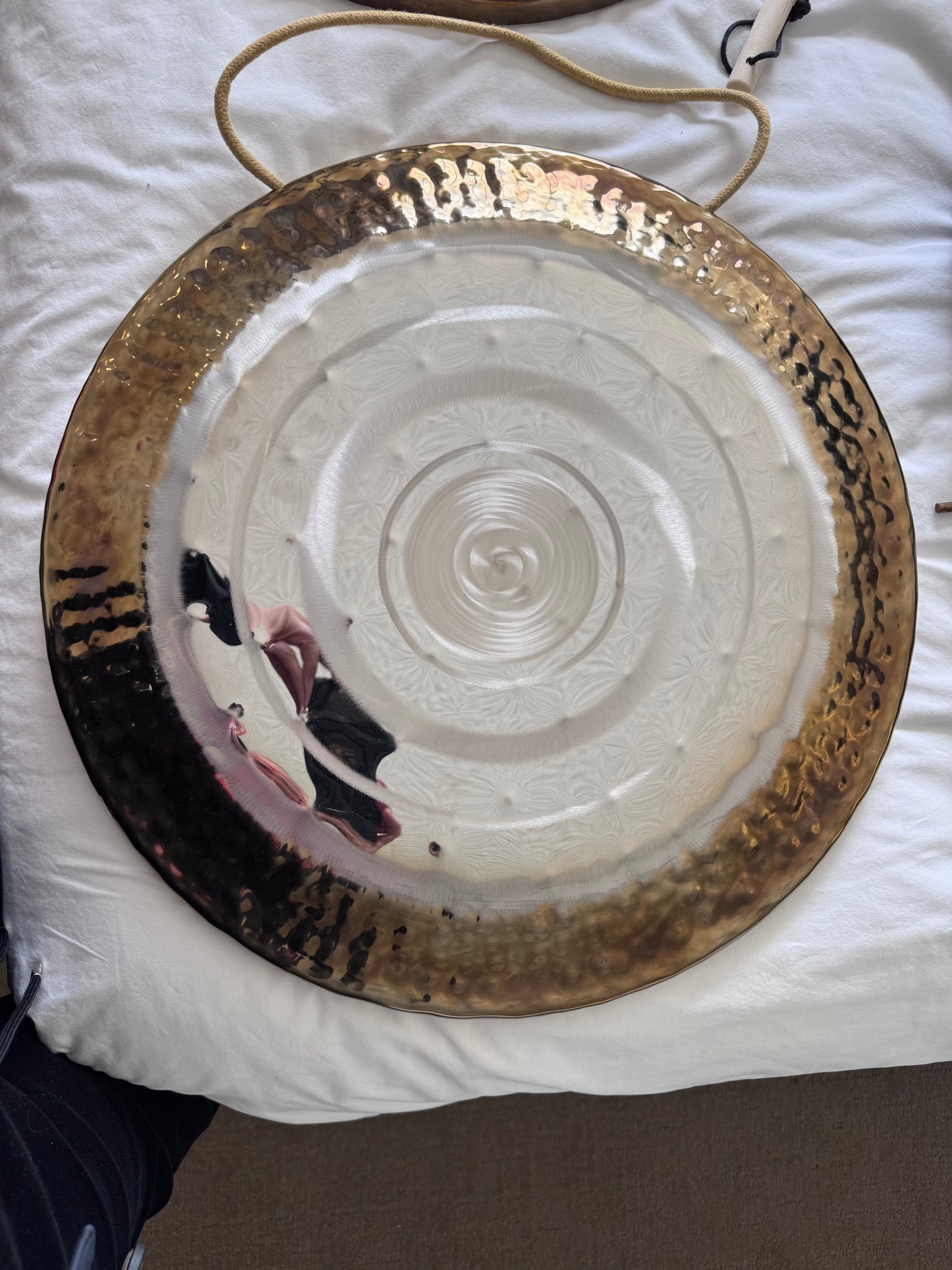 Mirror chau gong artesanal 18”