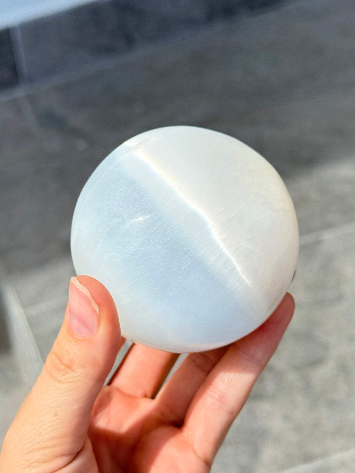 Esfera de Selenita Blanca   | White Selenite Sphere