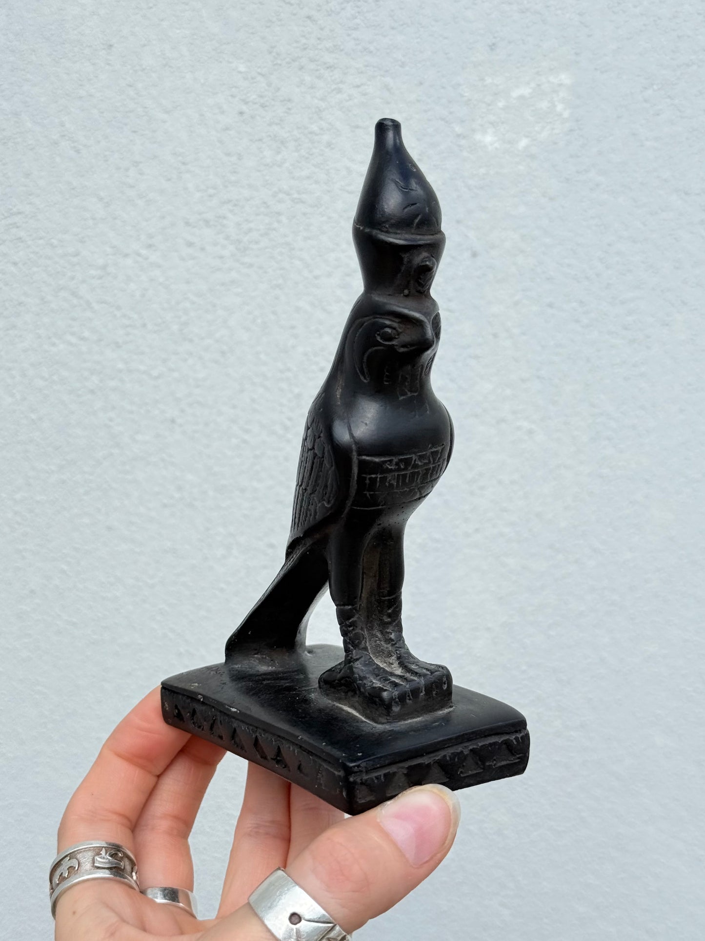 Horus Statue – Gypsum with Basalt, Handcrafted in Egypt