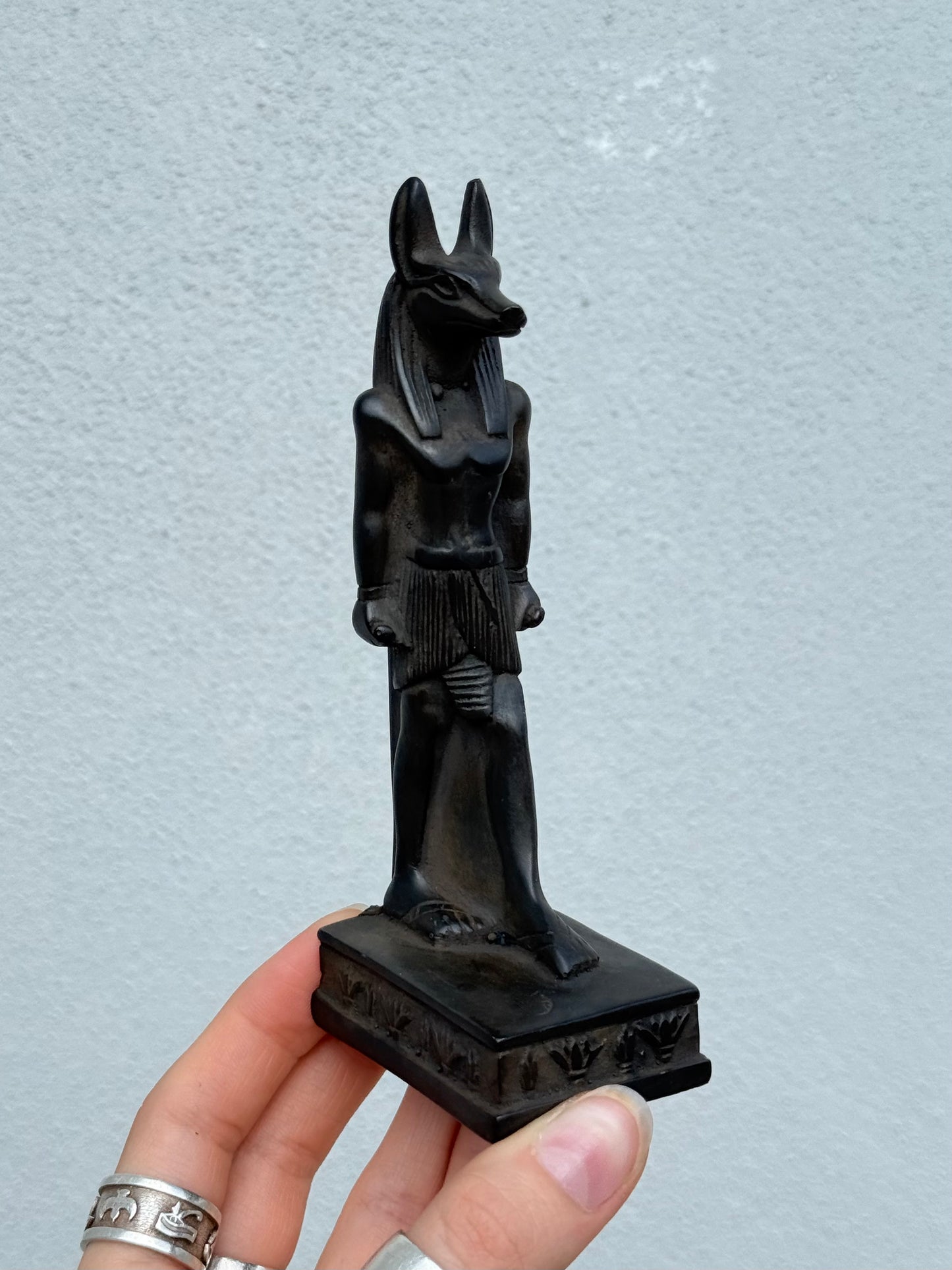 Anubis Statue – Gypsum with Basalt, Handcrafted in Egypt