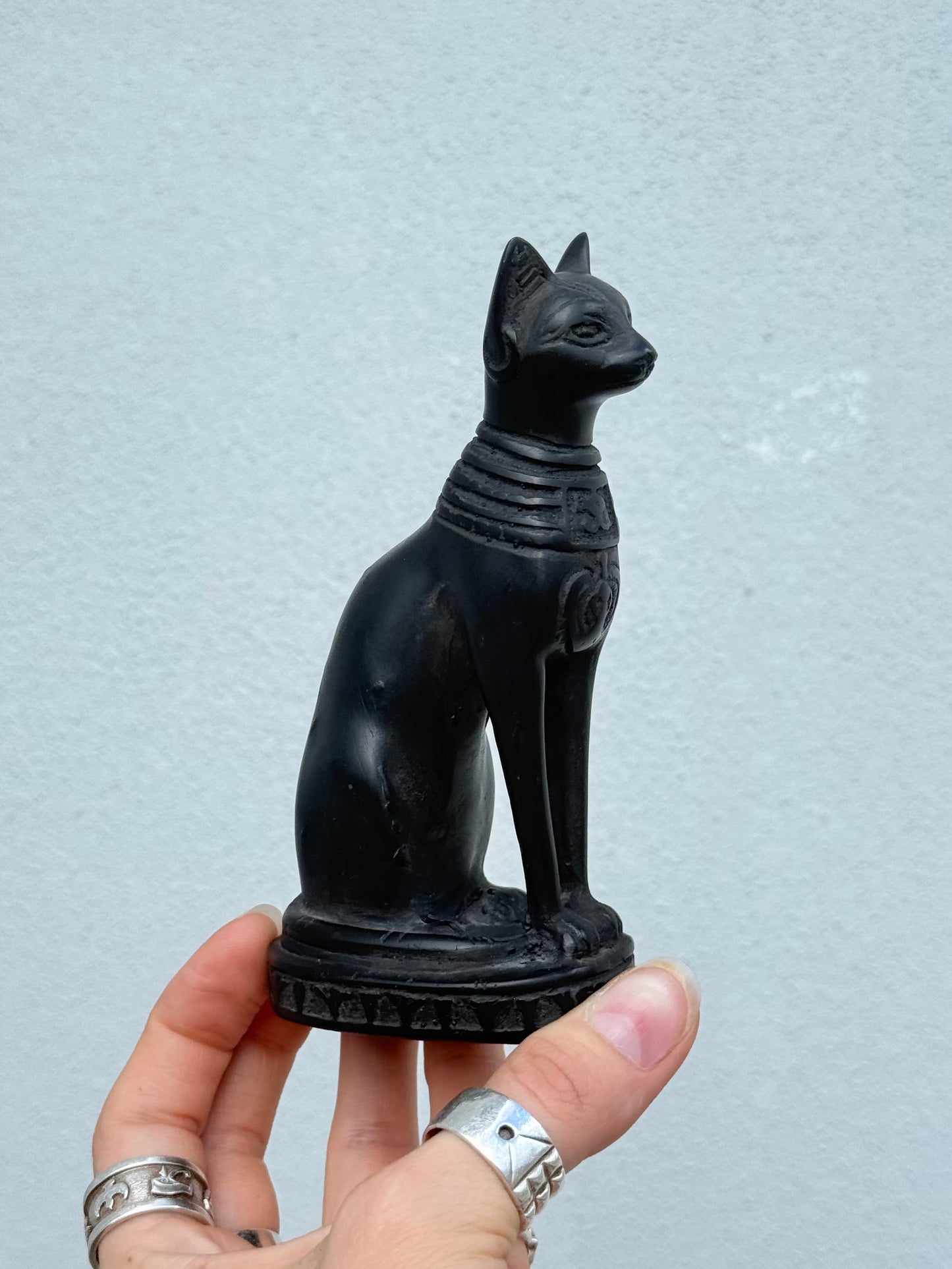 Bastet Statue – Gypsum with Basalt, Handcrafted in Egypt