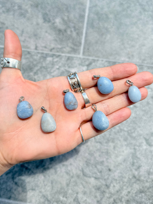 Angelite Heart Pendant - Perú