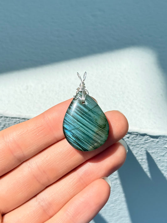 Labradorite Pendant