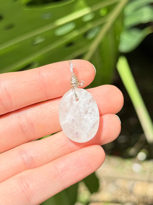 Moonstone Pendant ( Silver 925 Wire )