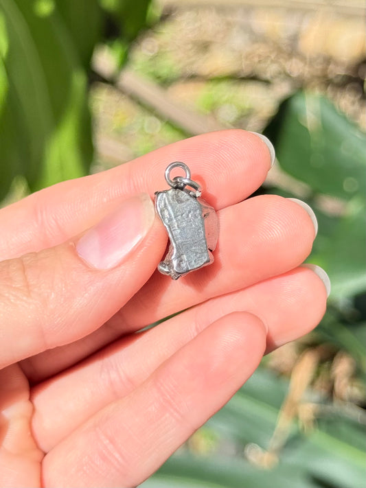 Campo del Cielo Pendant