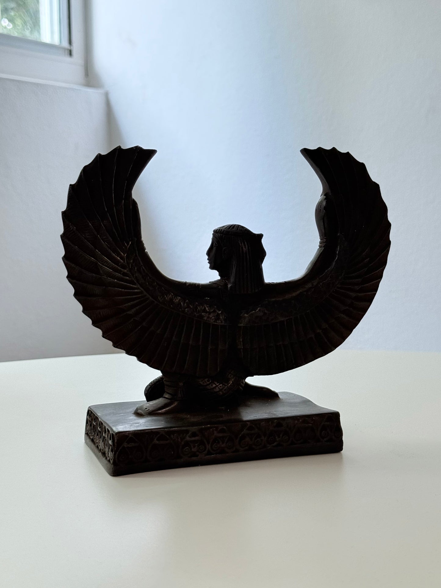 Isis Statue – Egyptian Goddess of Magic and Protection