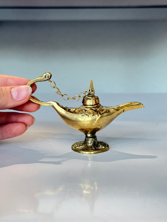 Brass Aladdin-Style Lamp – Traditional Egyptian Design
