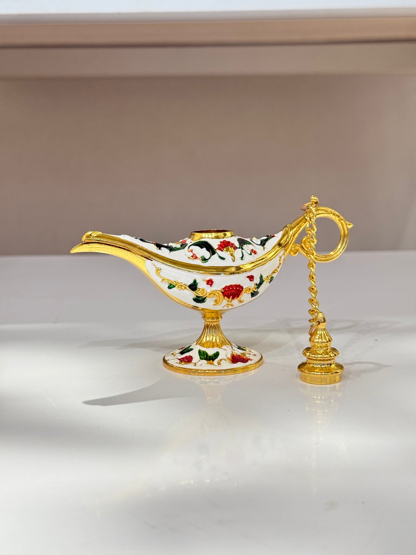 Genie Lamp Decorativa – Qatar ( Brass )