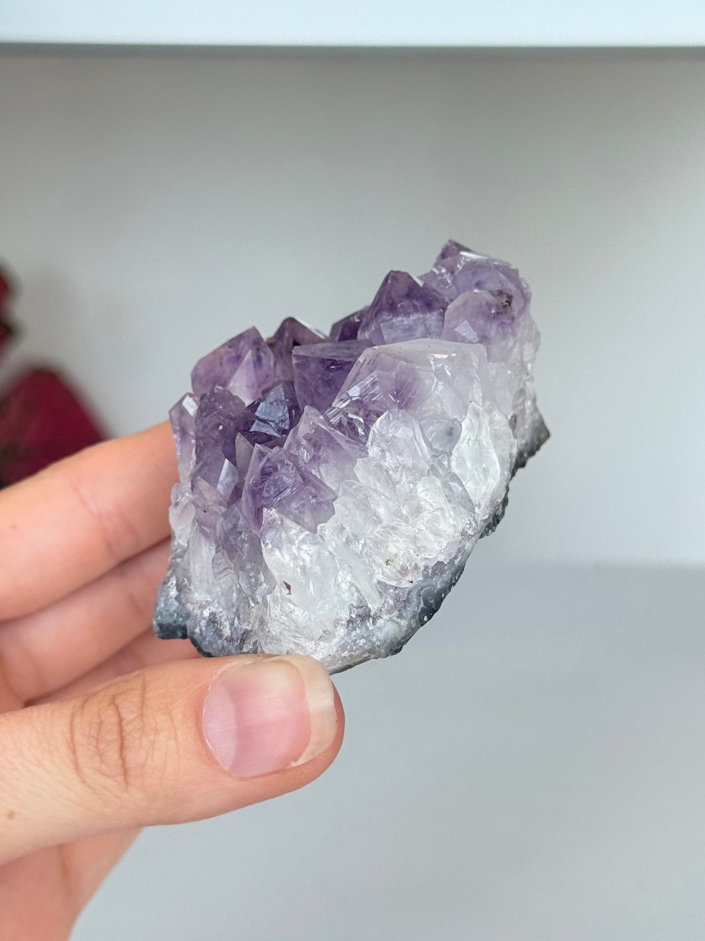 Small Amethyst Cluster / Clúster Pequeño de Amatista