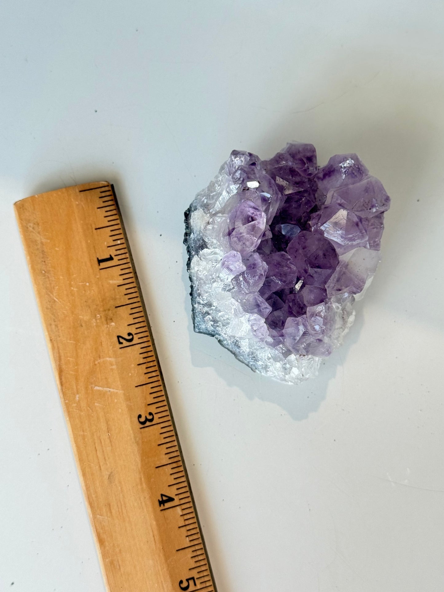 Small Amethyst Cluster / Clúster Pequeño de Amatista