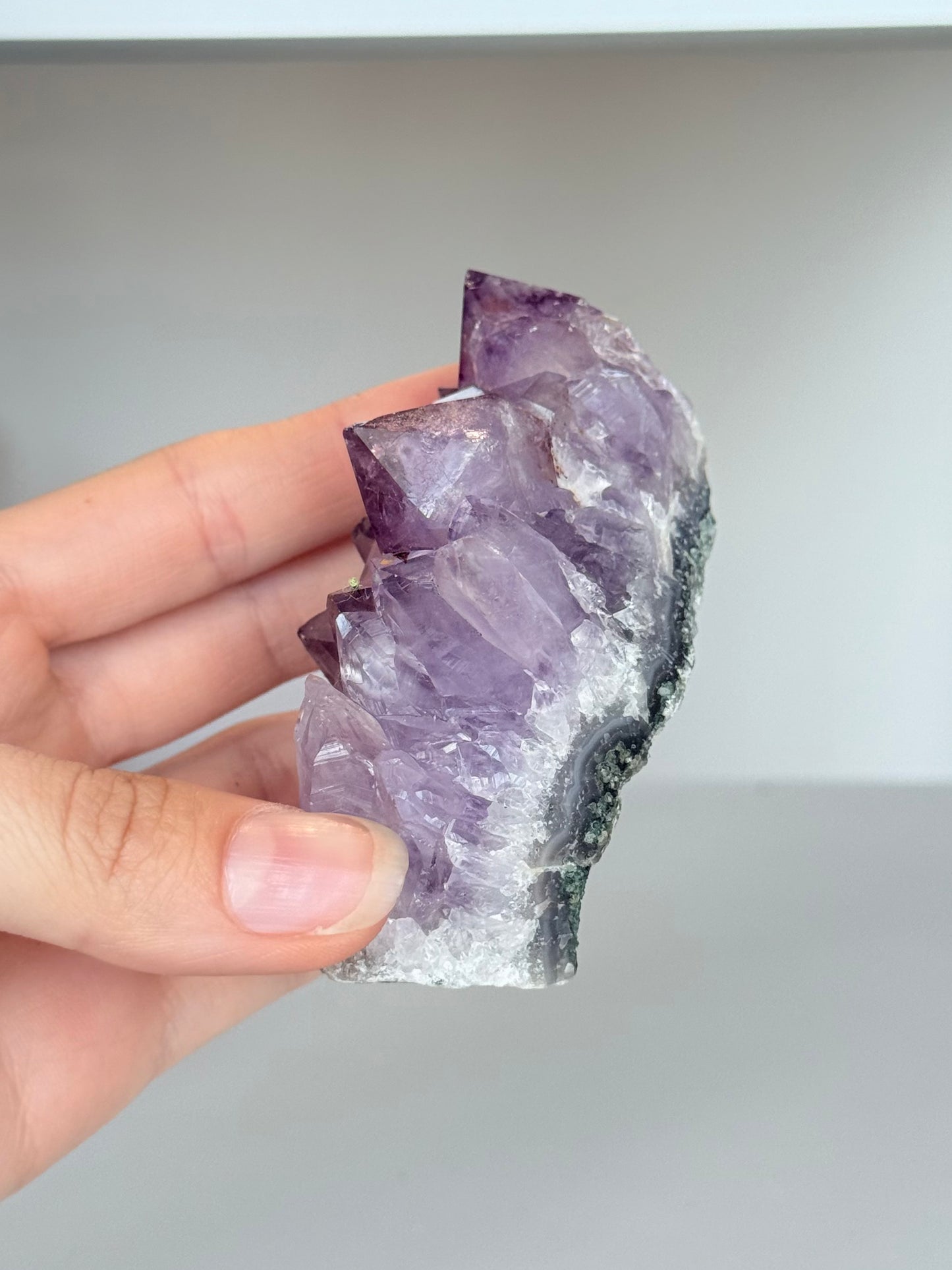 Small Amethyst Cluster / Clúster Pequeño de Amatista