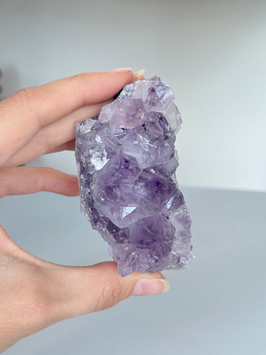 Small Amethyst Cluster / Clúster Pequeño de Amatista