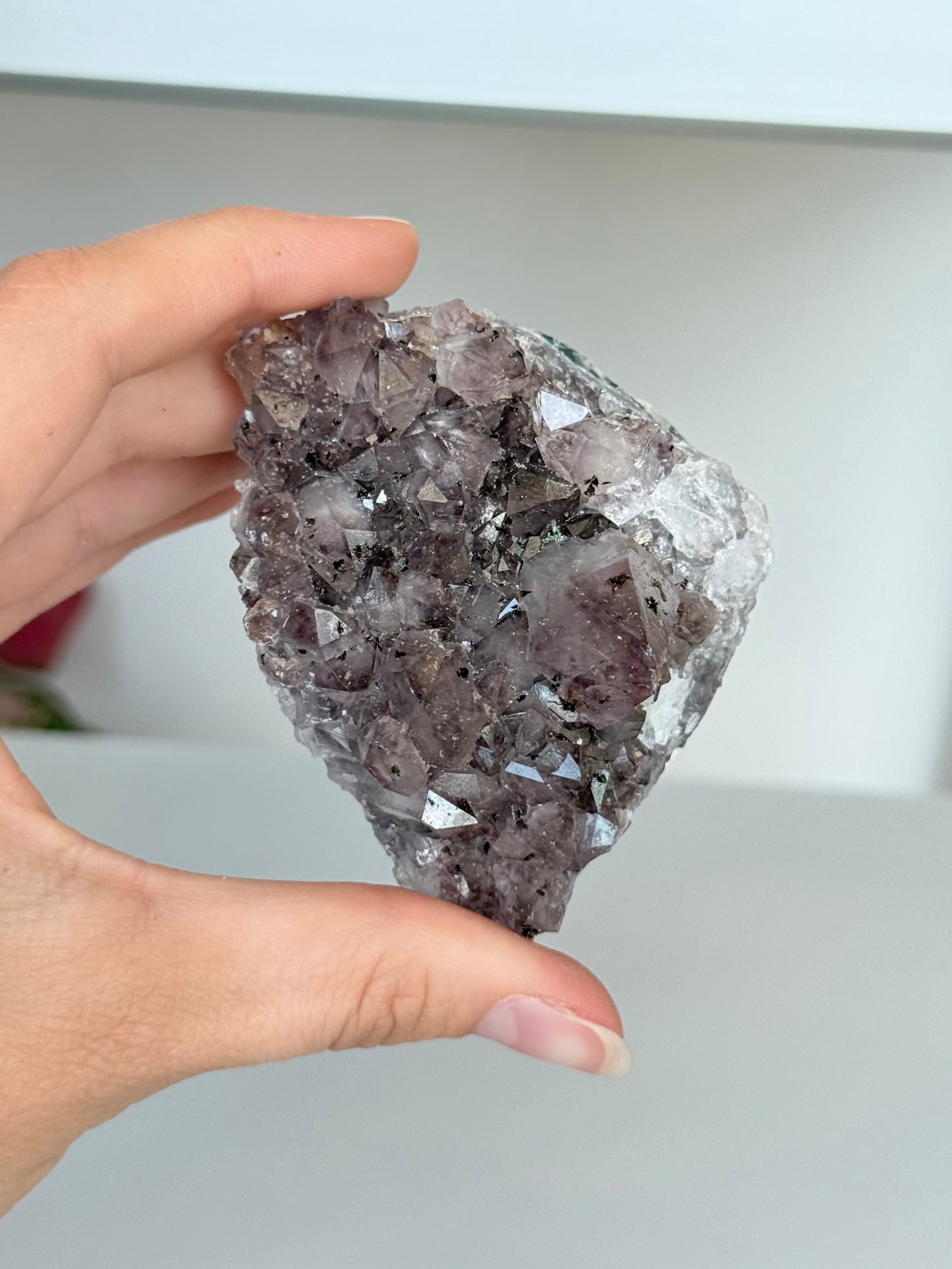 Small Amethyst Cluster / Clúster Pequeño de Amatista