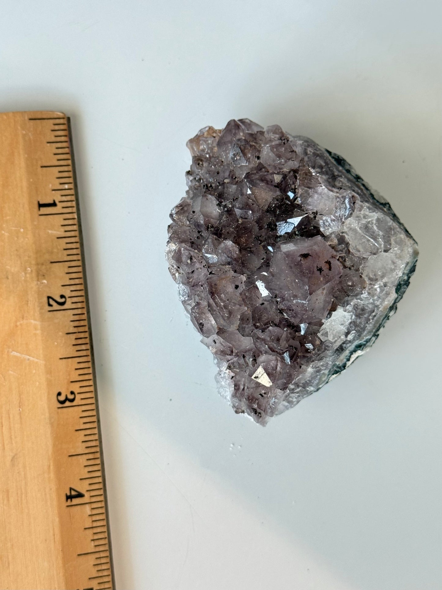 Small Amethyst Cluster / Clúster Pequeño de Amatista