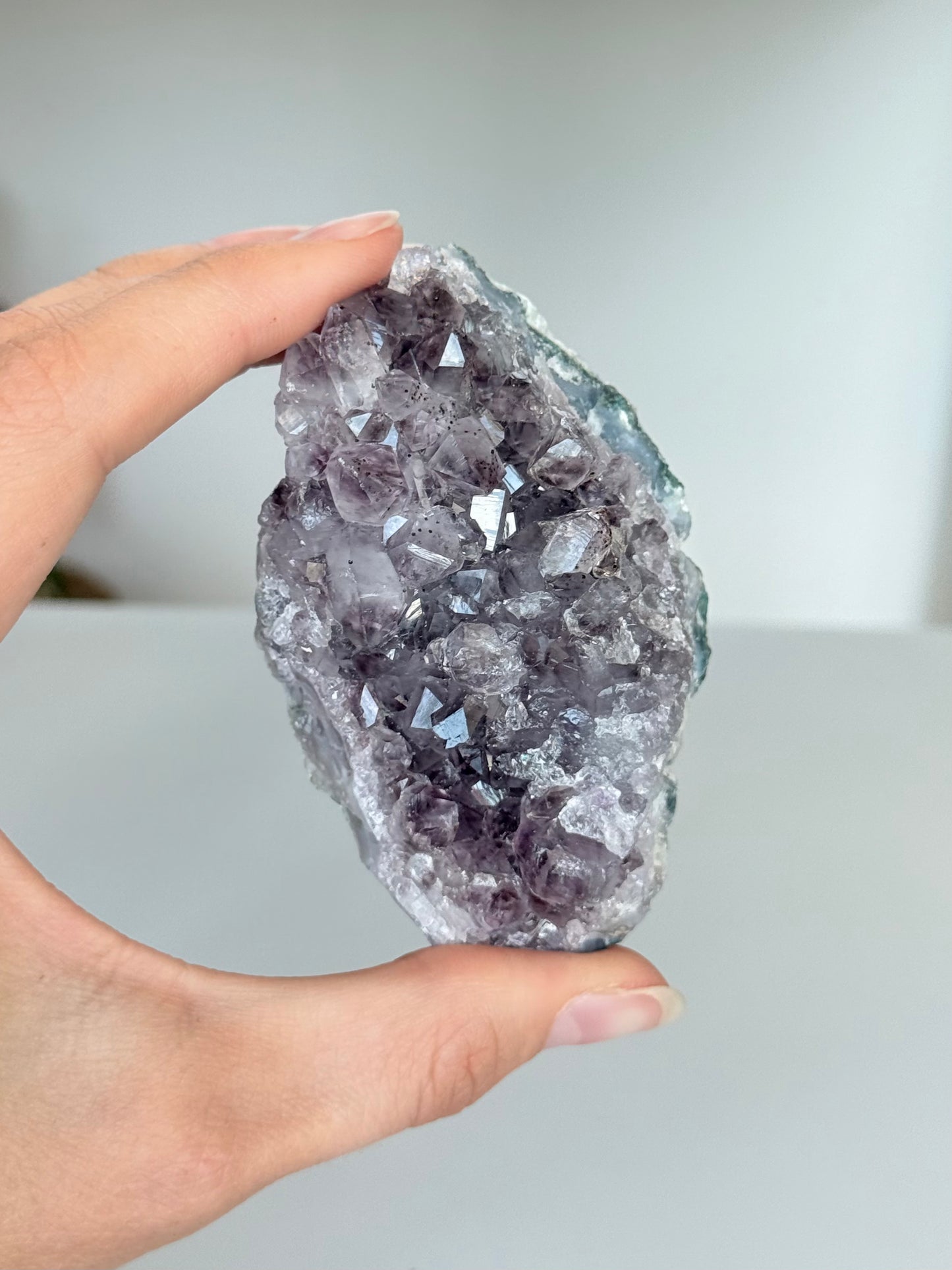 Small Amethyst Cluster / Clúster Pequeño de Amatista