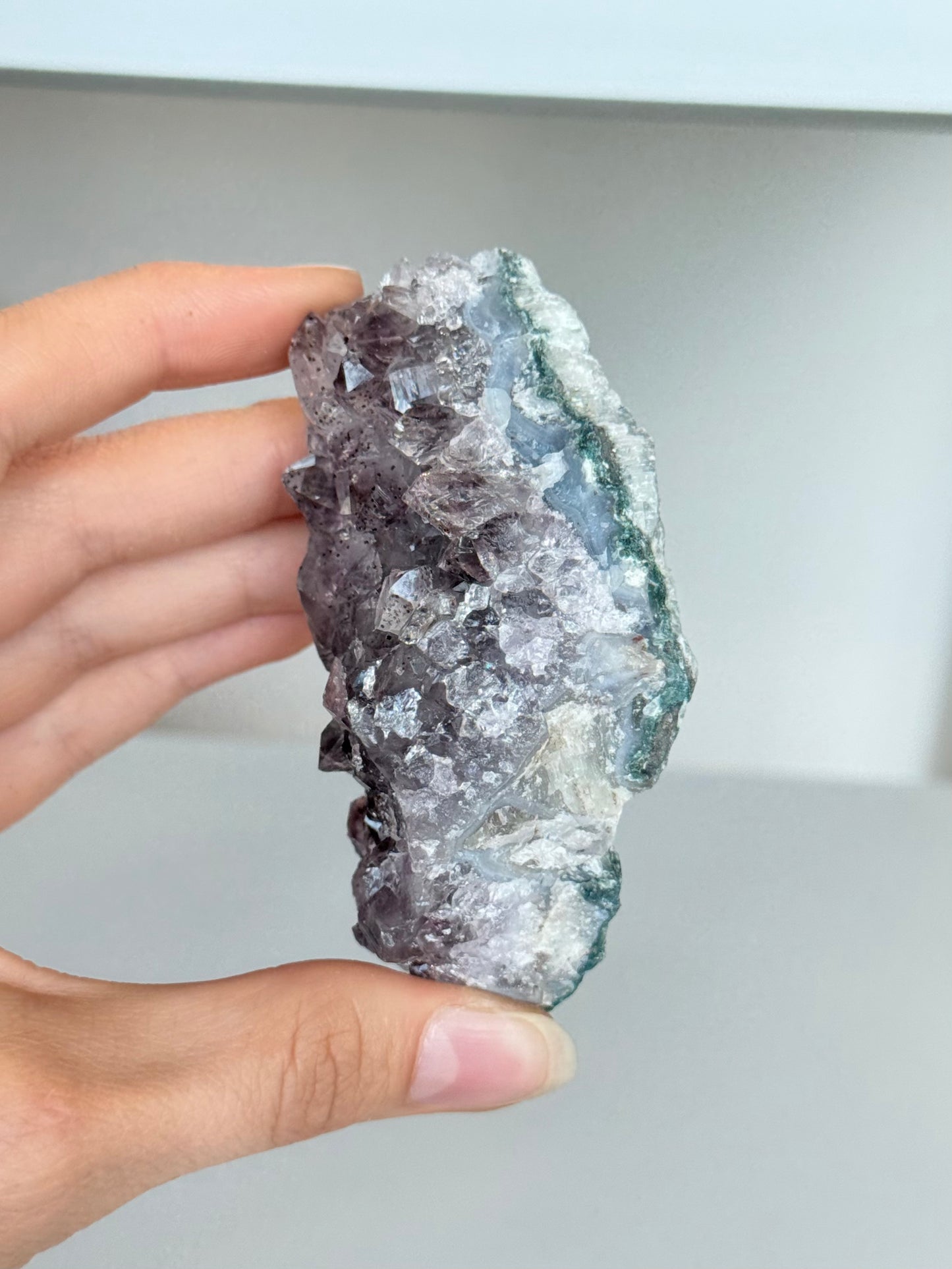 Small Amethyst Cluster / Clúster Pequeño de Amatista