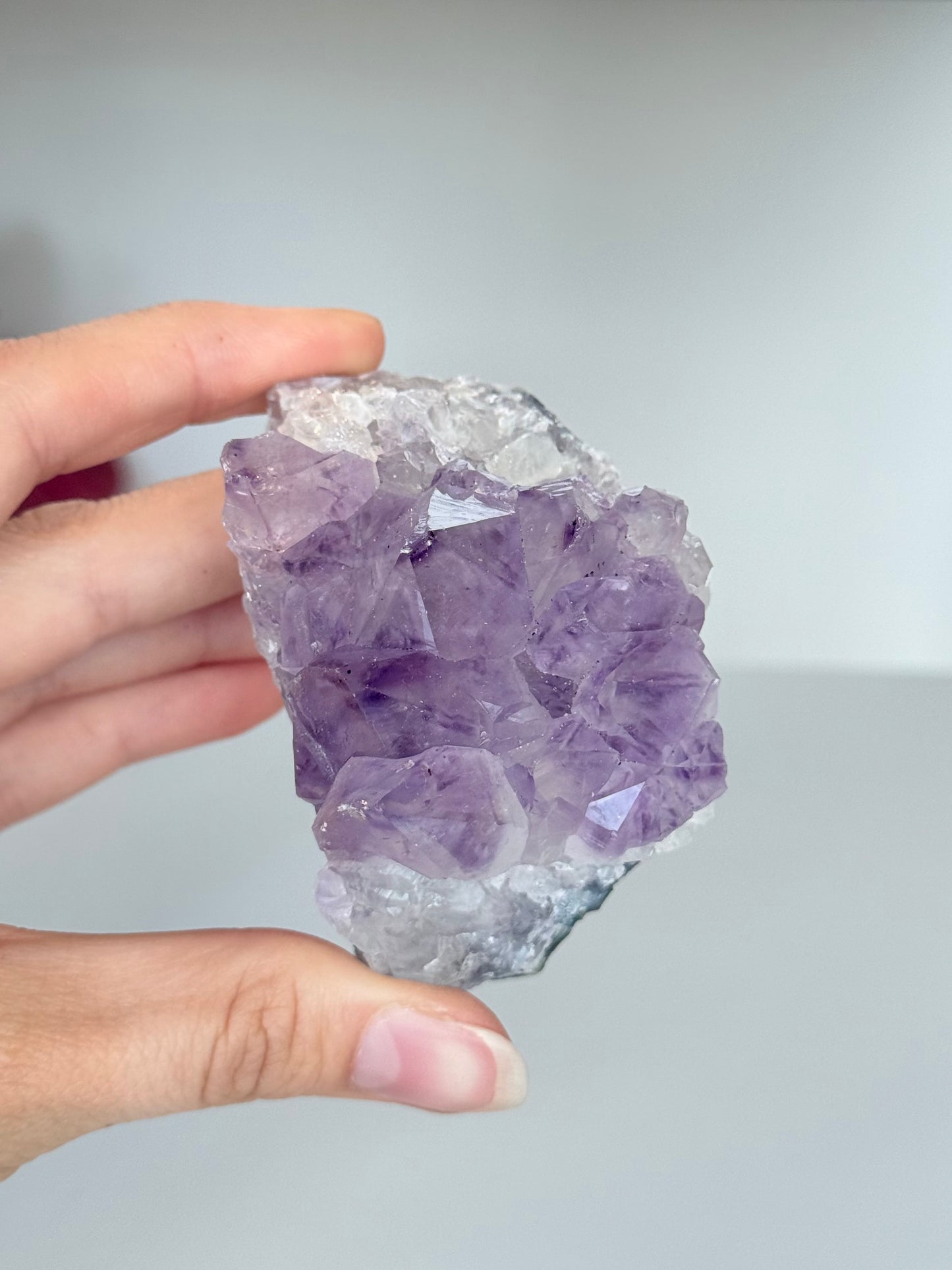 Small Amethyst Cluster / Clúster Pequeño de Amatista