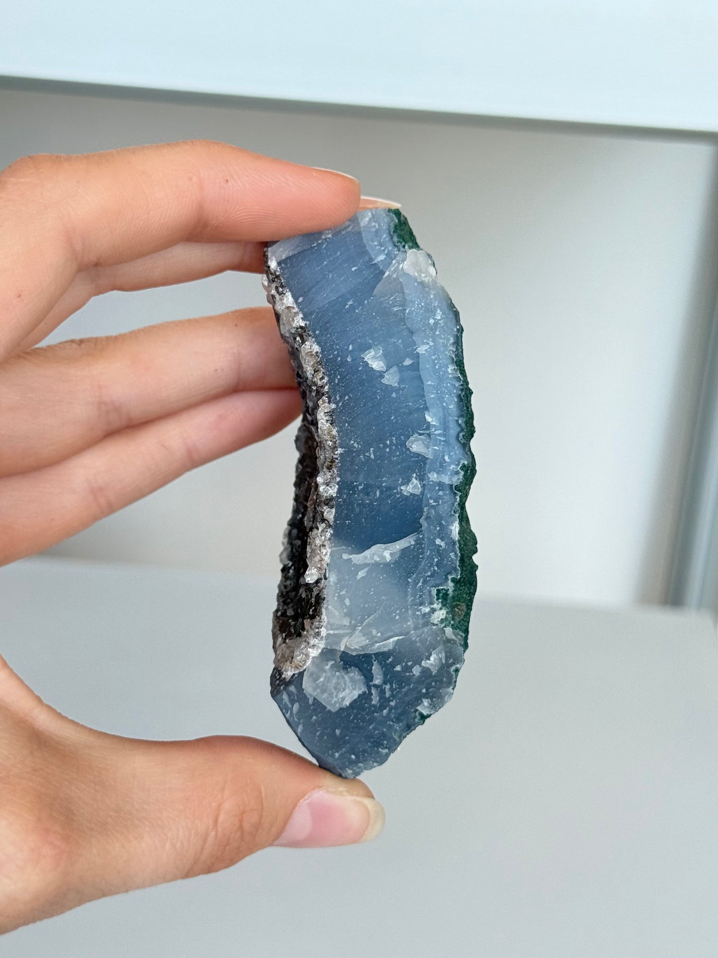 Dark Amethyst Cluster / Clúster de Amatista Oscura