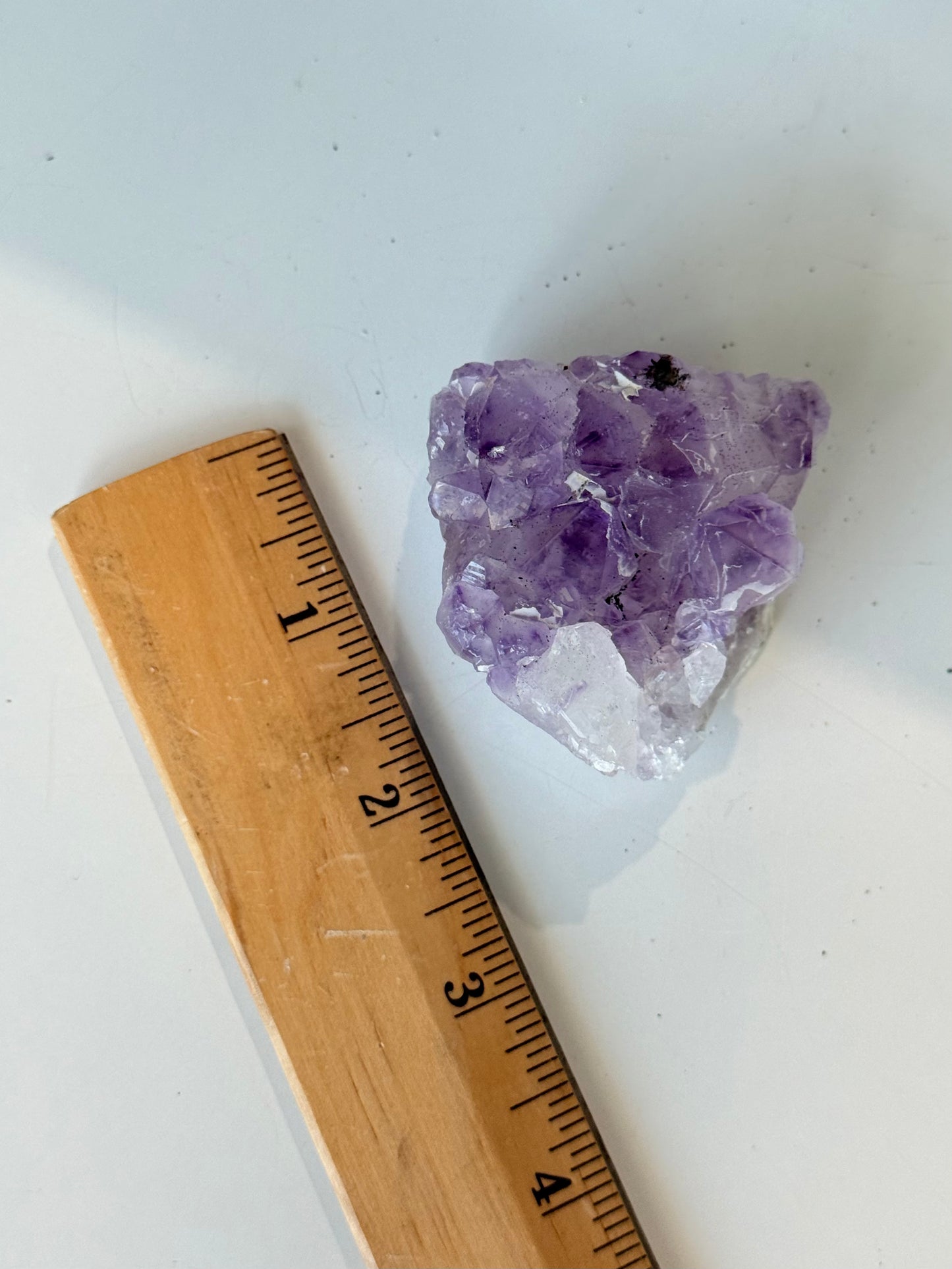 Small Amethyst Cluster / Clúster Pequeño de Amatista