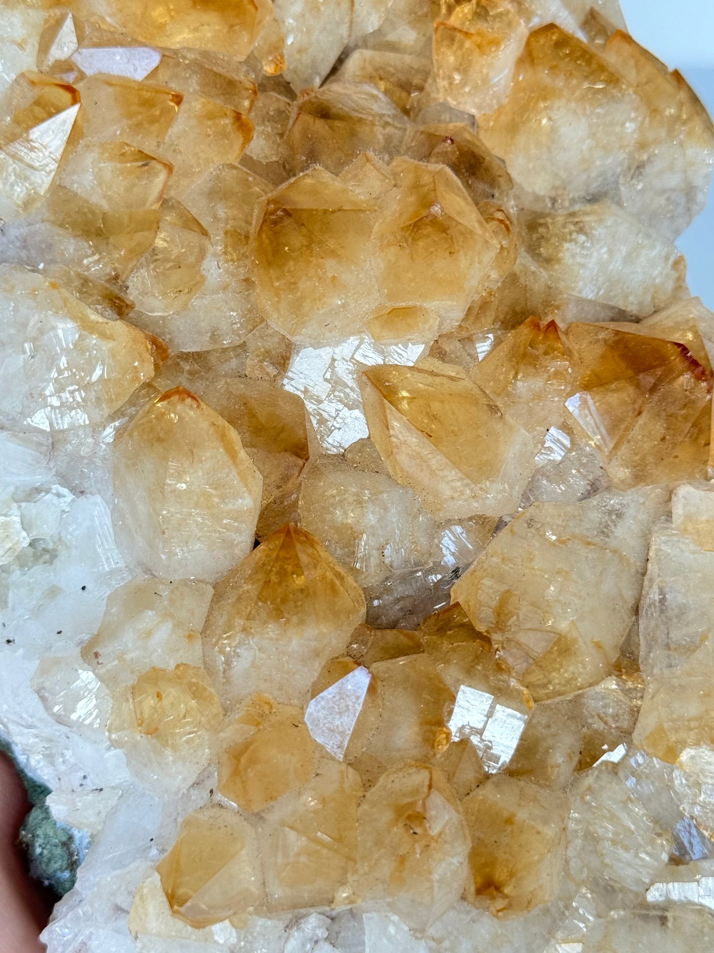 Citrine Cluster (Heat-Treated) / Clúster de Citrino (Tratado con Calor)