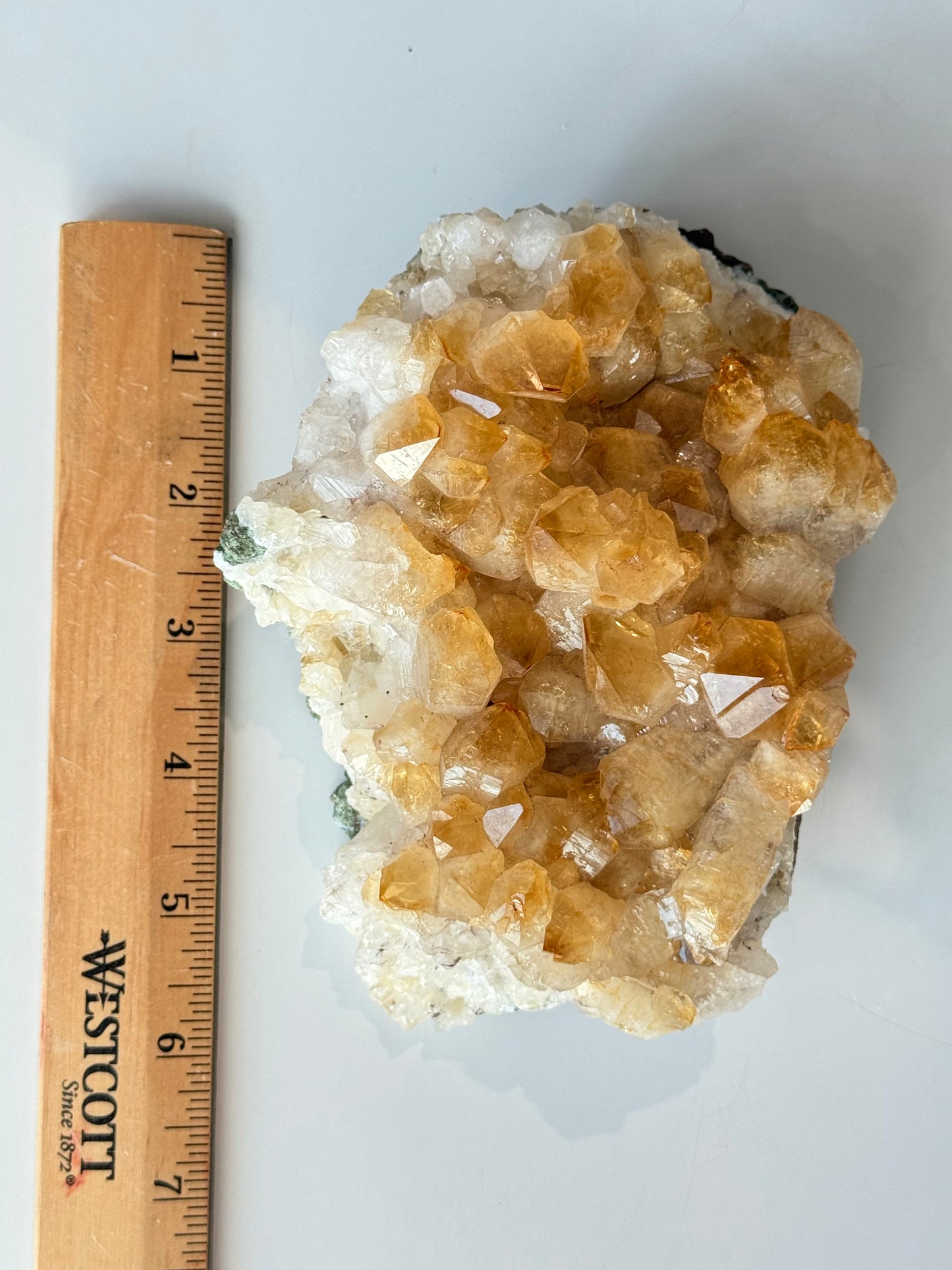 Citrine Cluster (Heat-Treated) / Clúster de Citrino (Tratado con Calor)