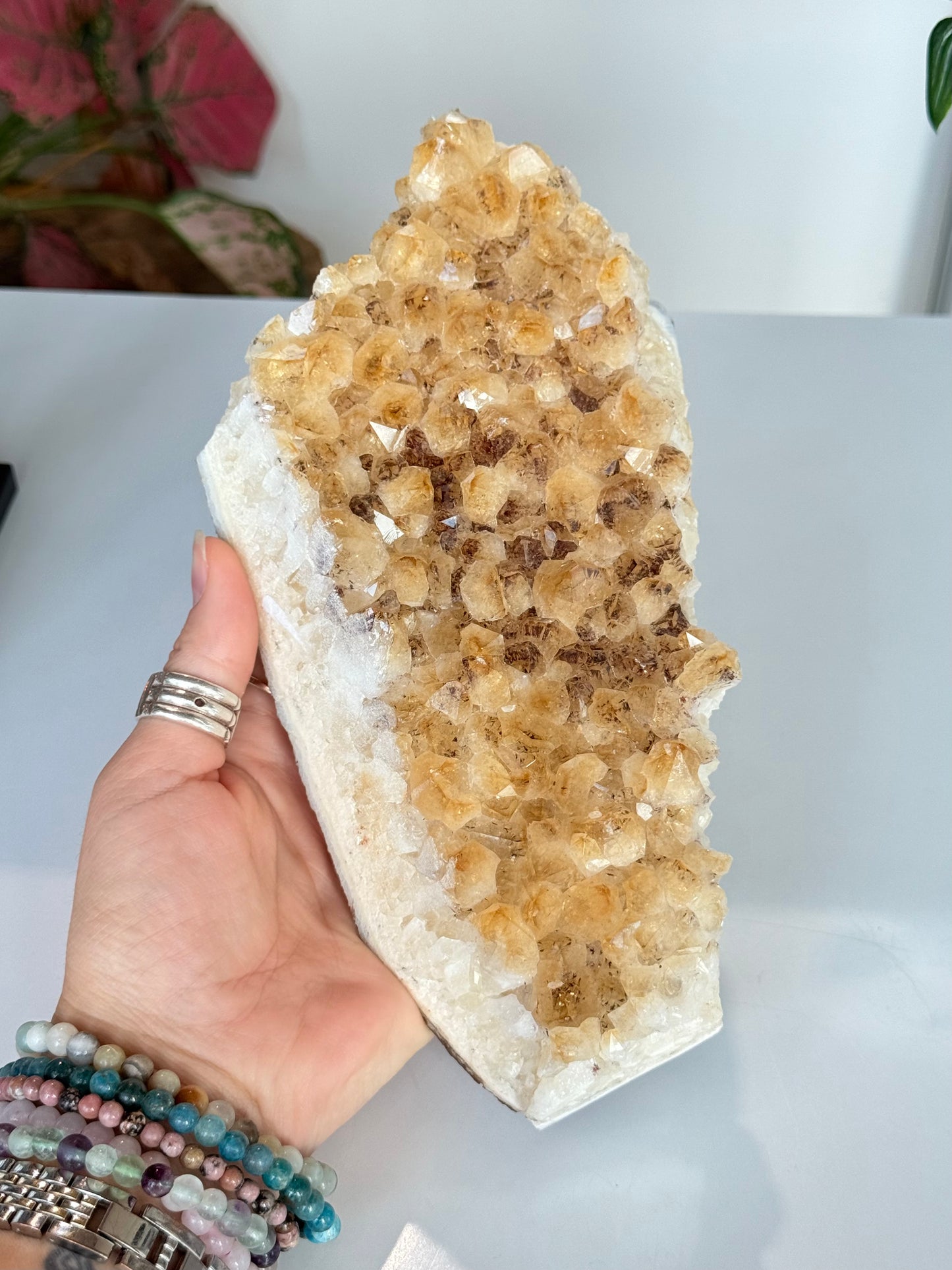 Citrine Cluster (Heat-Treated) / Clúster de Citrino (Tratado con Calor)