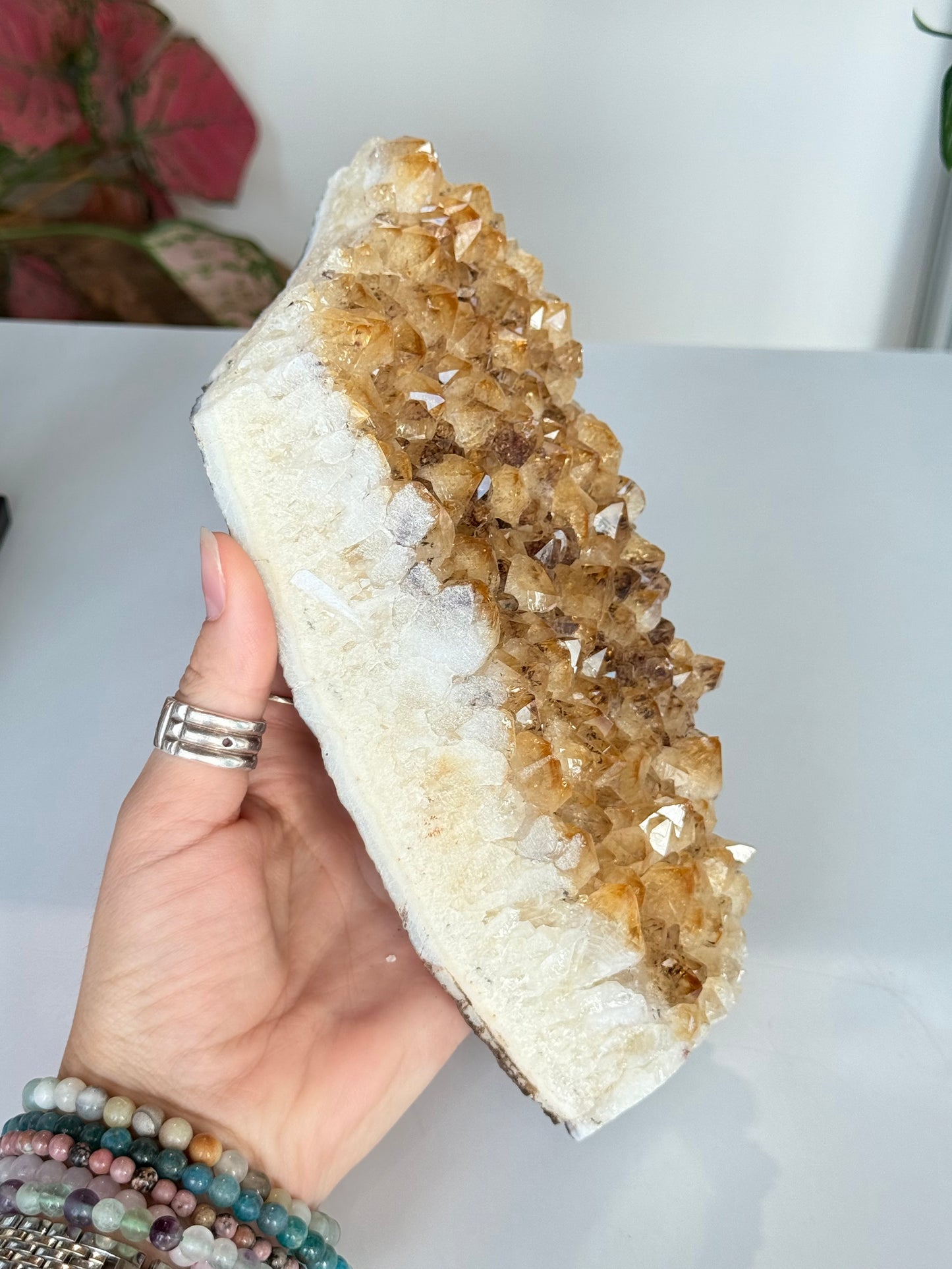 Citrine Cluster (Heat-Treated) / Clúster de Citrino (Tratado con Calor)
