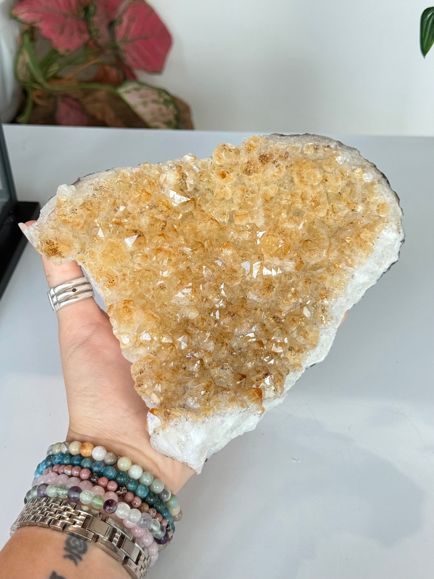 Citrine Cluster (Heat-Treated) / Clúster de Citrino (Tratado con Calor)