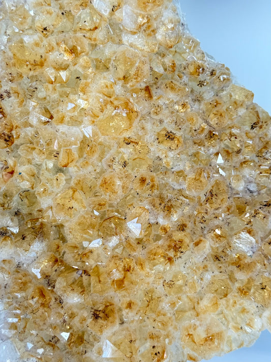 Citrine Cluster (Heat-Treated) / Clúster de Citrino (Tratado con Calor)