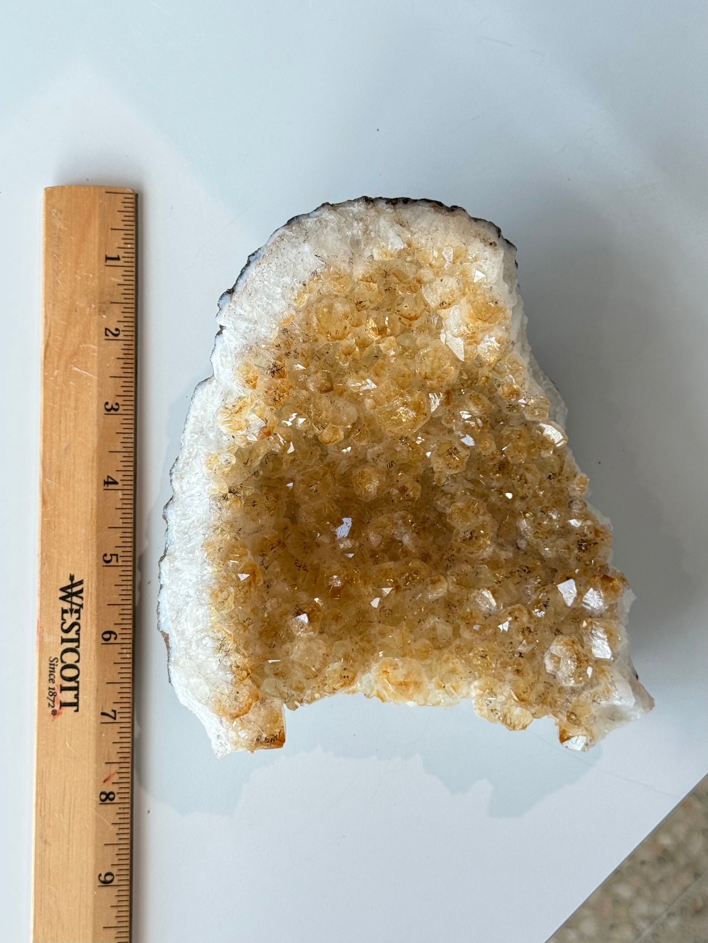 Citrine Cluster (Heat-Treated) / Clúster de Citrino (Tratado con Calor)