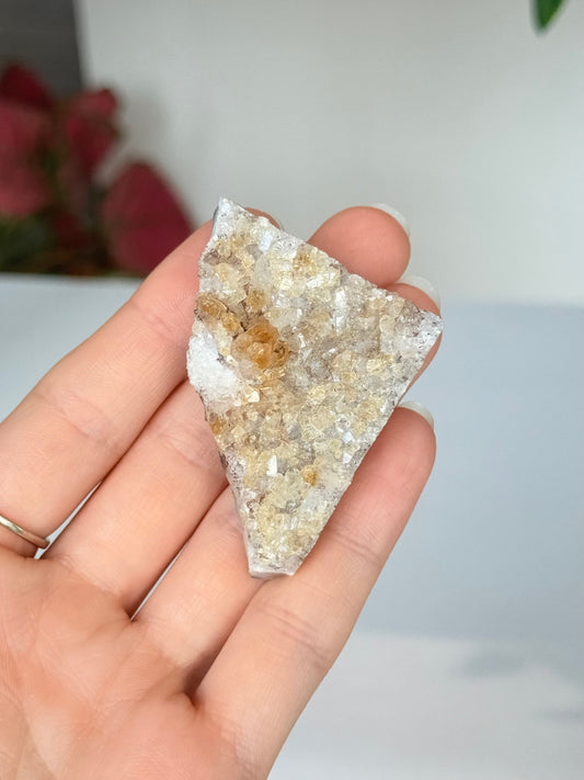 Mini Citrine Cluster (Heat-Treated) / Mini Clúster de Citrino (Tratado con Calor)