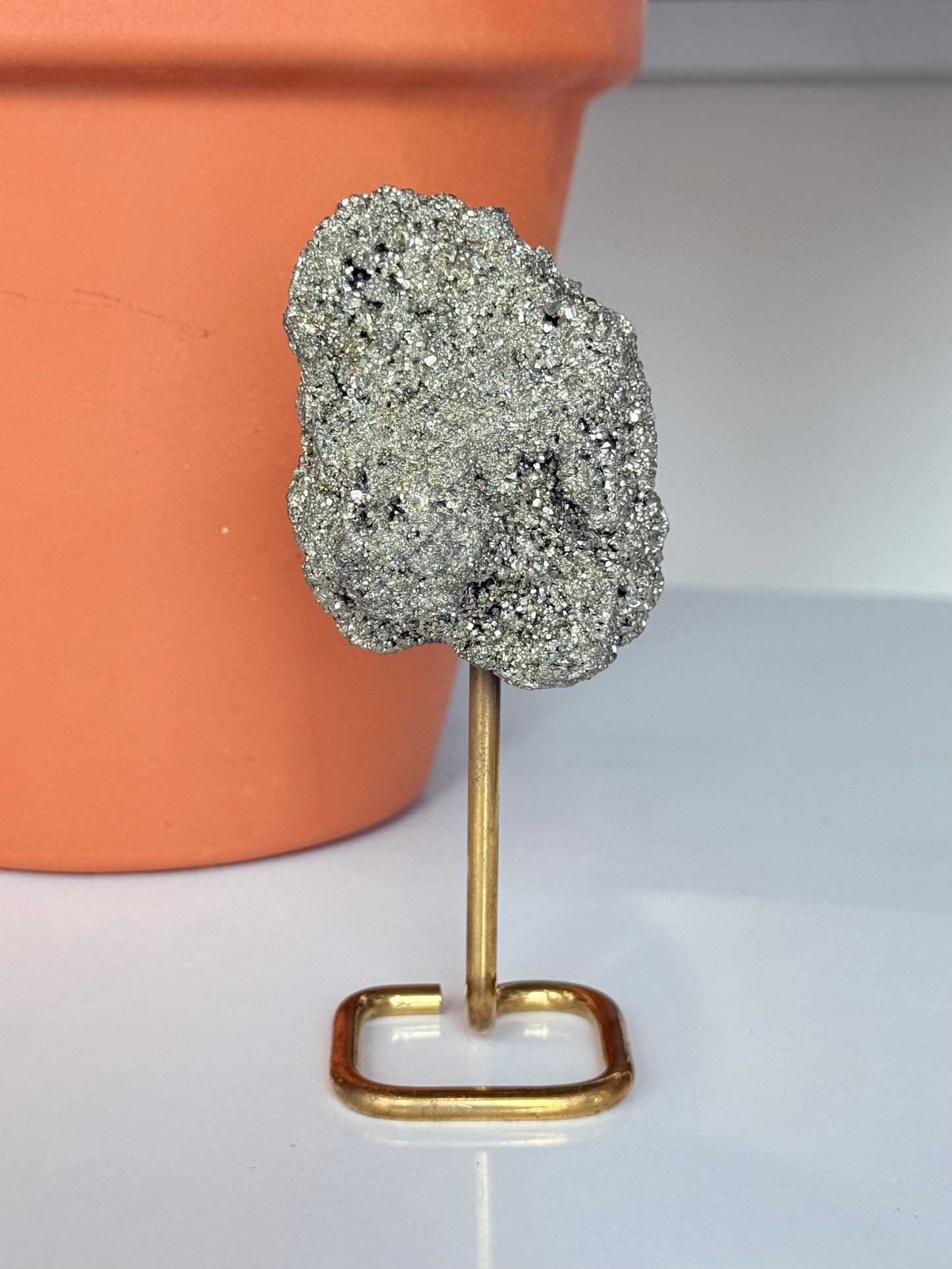 Pyrite on Gold Stand / Pirita en Base Dorada