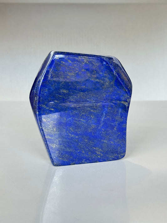 Lapis Lazuli ( AAA Grade )