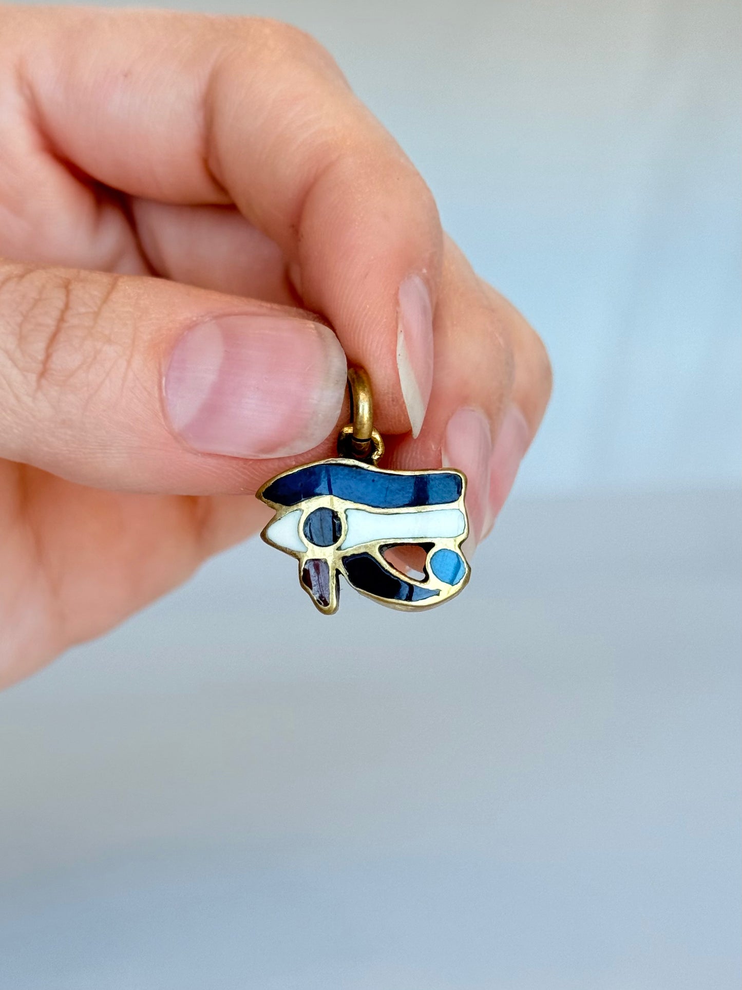 Ojo de Horus ( Pendant ) Color