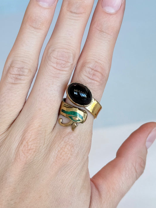 Ojo de Horus and Stone Agate ( Adjustable Size ) Brass