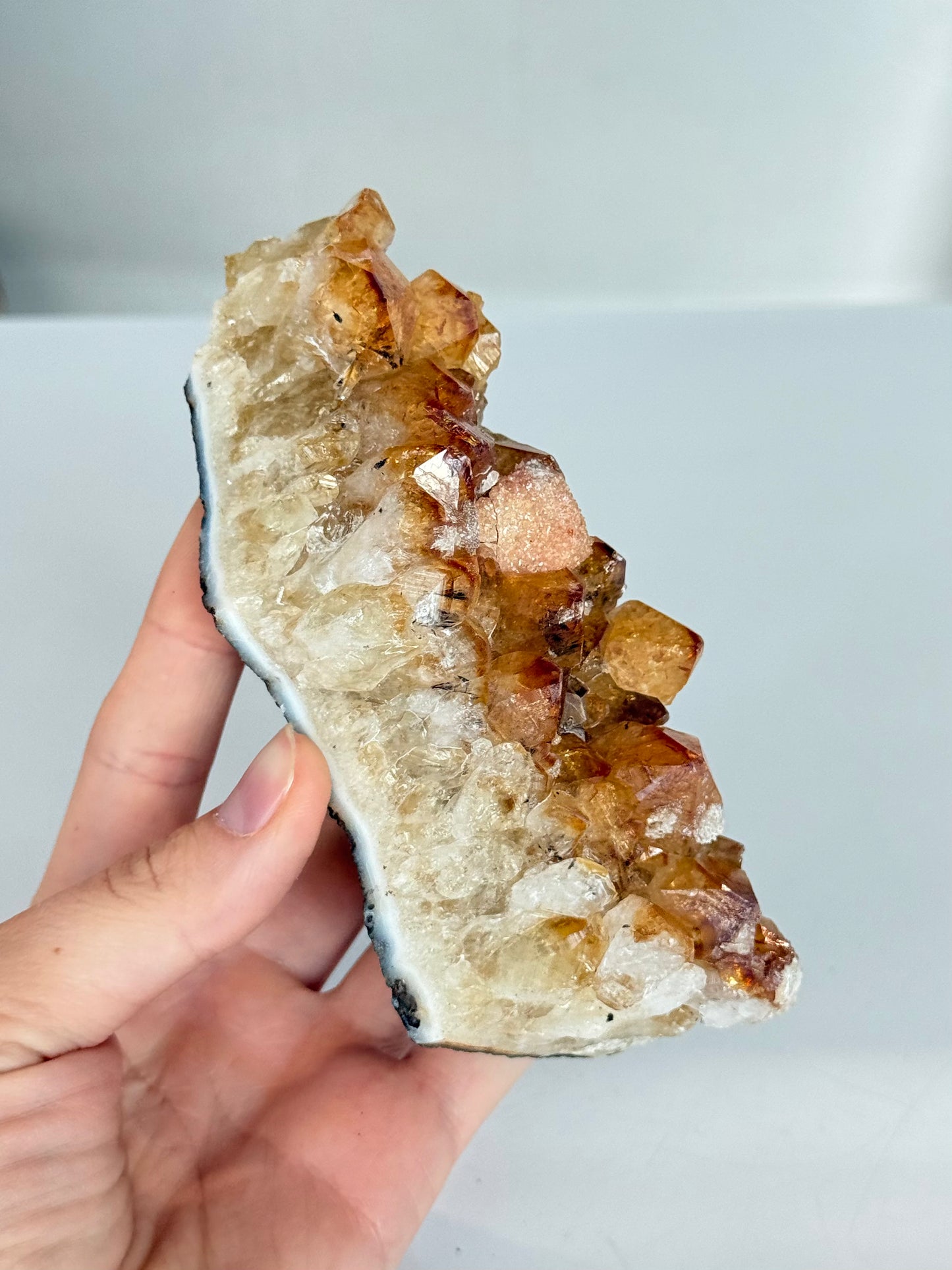 Citrine Cluster (Heat-Treated) / Clúster de Citrino (Tratado con Calor)