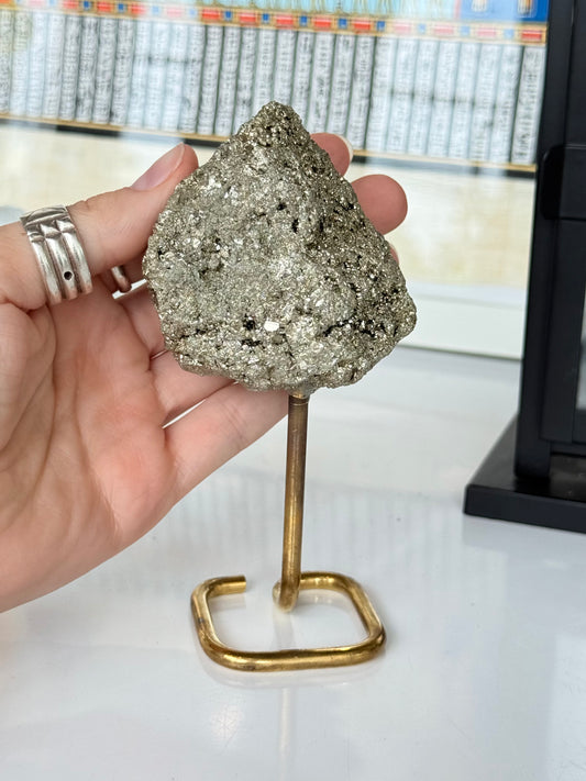 Raw Pyrite on Gold Stand / Pirita en Bruto sobre Base Dorada