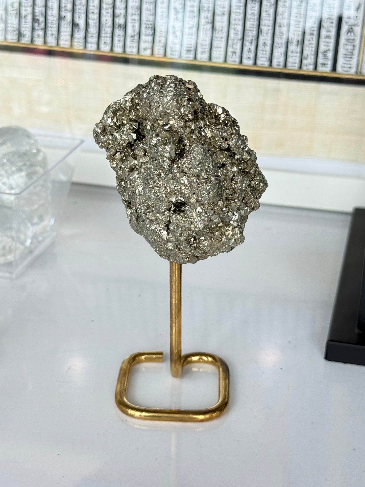 Raw Pyrite on Gold Stand / Pirita en Bruto sobre Base Dorada