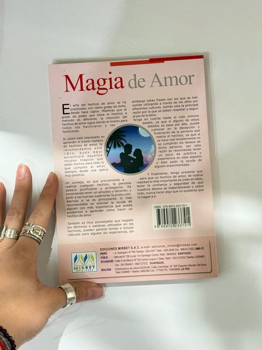 350 hechizos de Amor ( Libro Español ) Por: Adriana Matienzo Valdez
