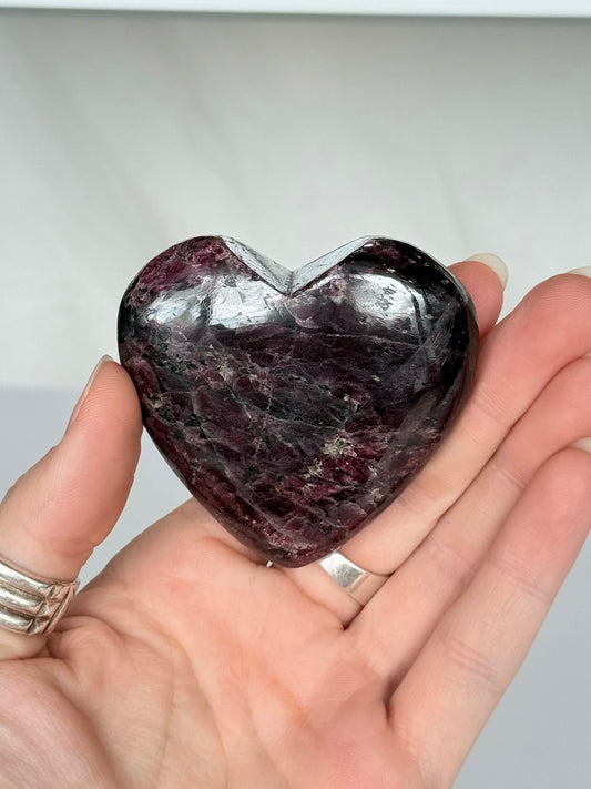 Garnet Heart ( India )