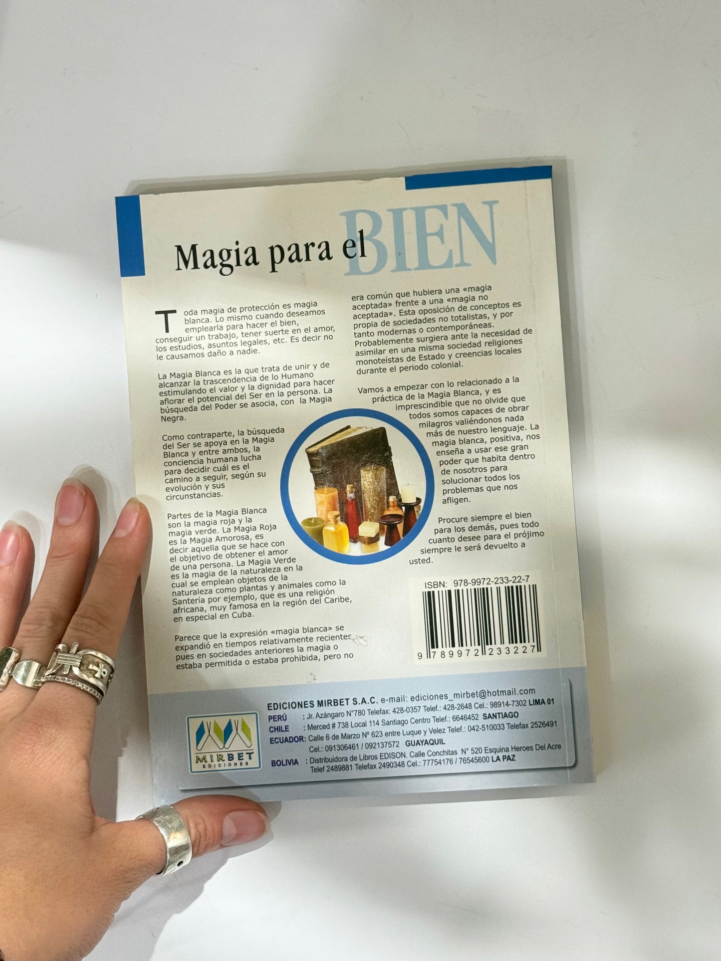 Magia Blanca ( Libro Español ) Por: Adriana Matienzo Valdez