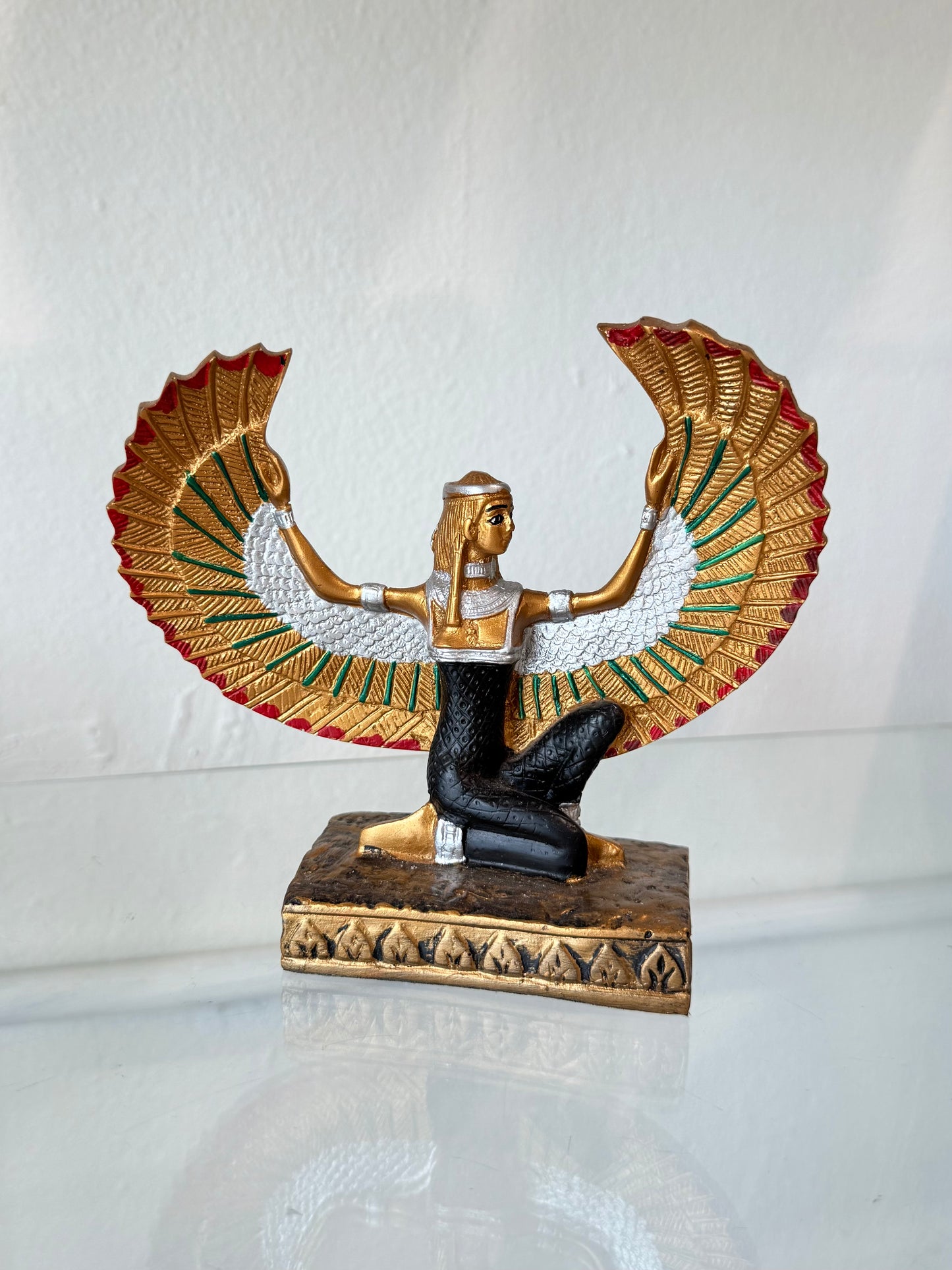 Isis Statue – Egyptian Goddess of Magic and Protection