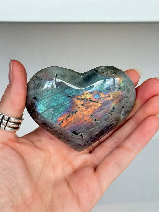 Labradorite Heart Blue/Purple ( Madagascar )