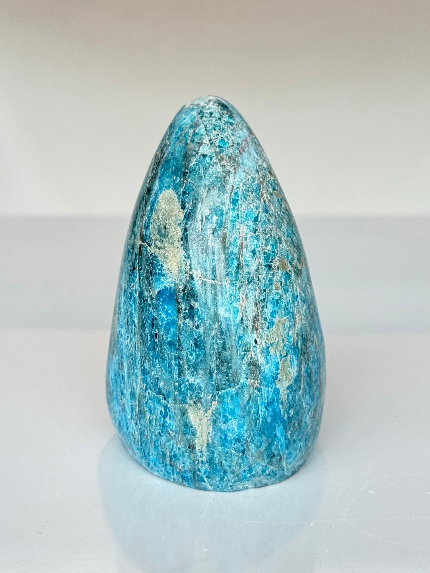 Blue Apatite Freeform ( Madagascar )