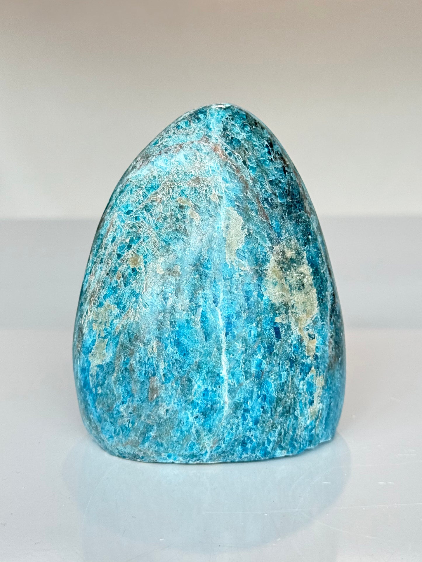 Blue Apatite Freeform ( Madagascar )