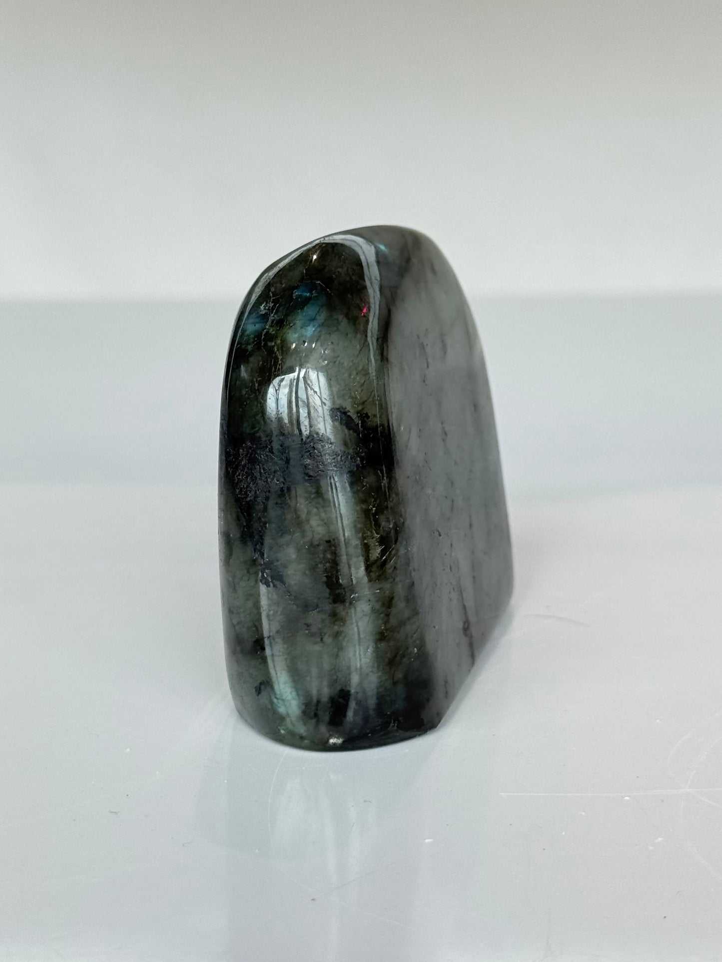 Labradorite Freeform ( Madagascar )