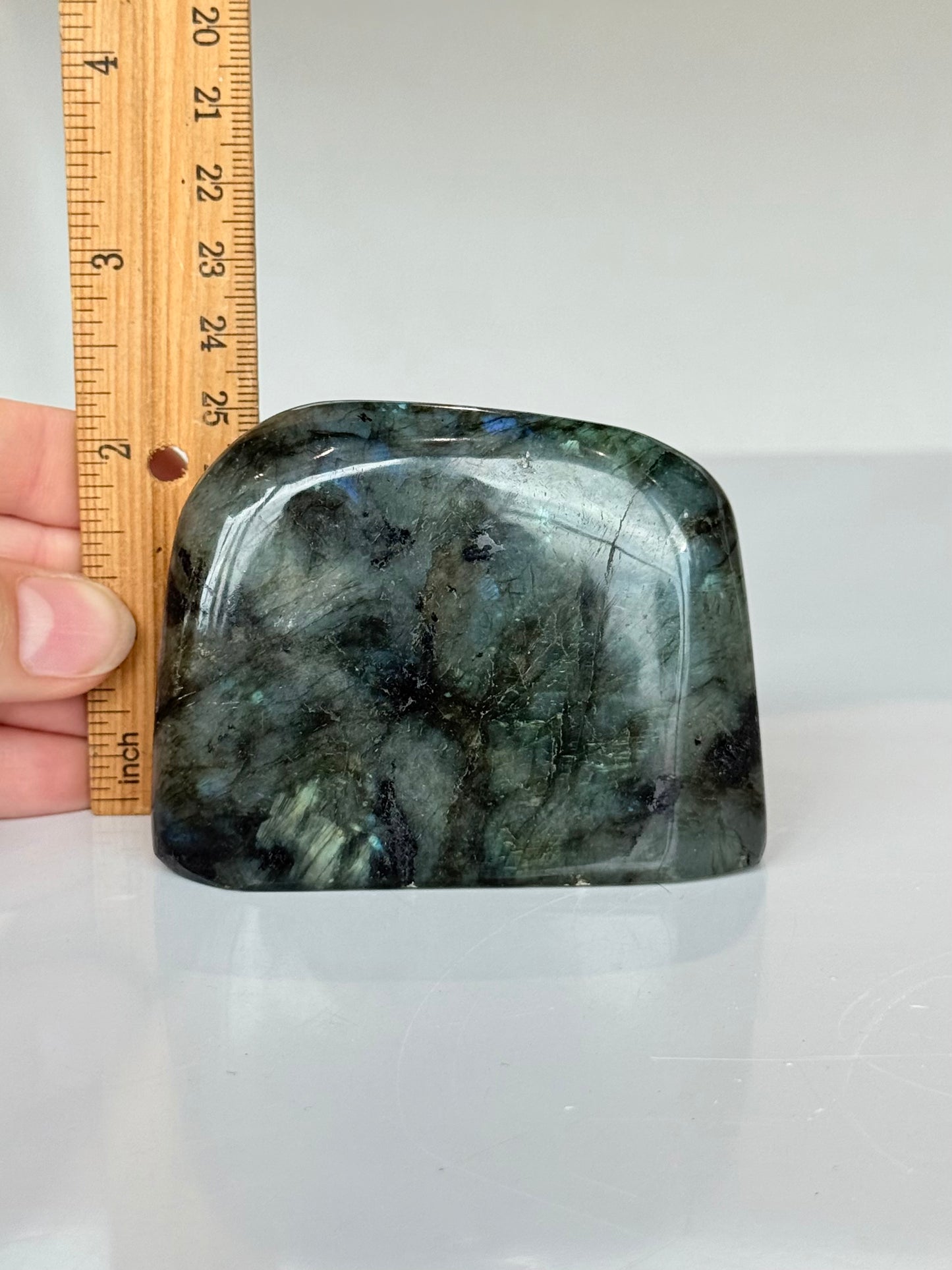 Labradorite Freeform ( Madagascar )
